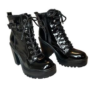 GBG Los Angeles Sammie Black Lace Up High Heeled Platform Boot Sz.8